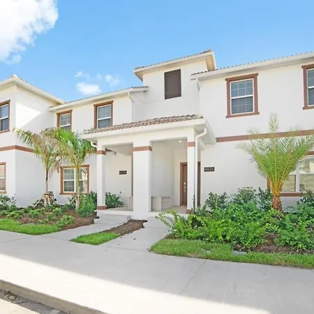 Storey Lake Home In Amazing Resort With Lazy River Townhouse